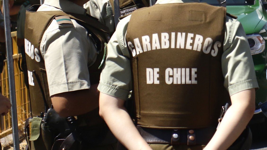 Comisaría de Carabineros de La Calera se fue en su totalidad a cuarentena: hay 21 casos positivos