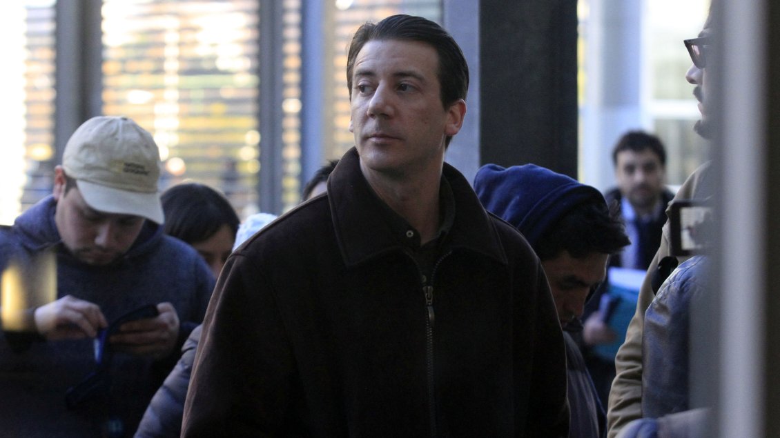 Decretan arresto domiciliario para ex cantante de Los Tetas por organizar fiesta clandestina en Providencia