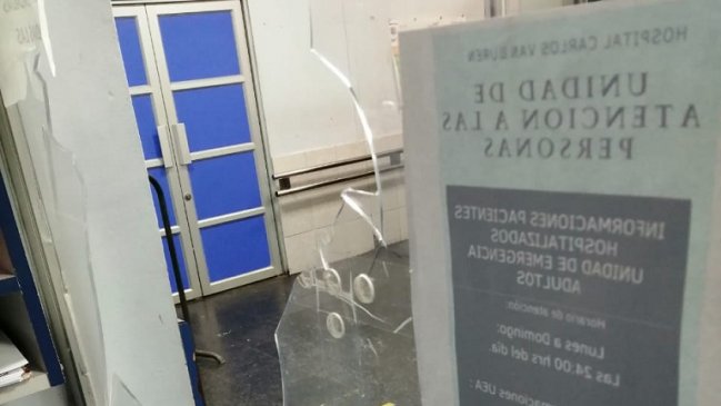 Antisociales atacan la urgencia del hospital Van Buren: Lanzaron sillas de ruedas y rompieron mobiliario