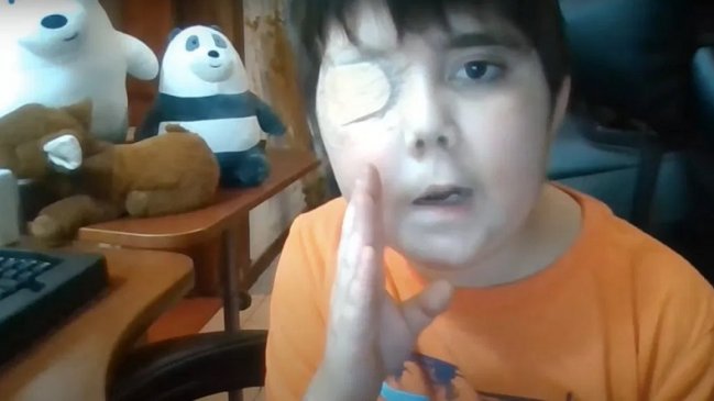 Cumplió su sueño: Niño chileno superó el millón de suscriptores en Youtube en un día