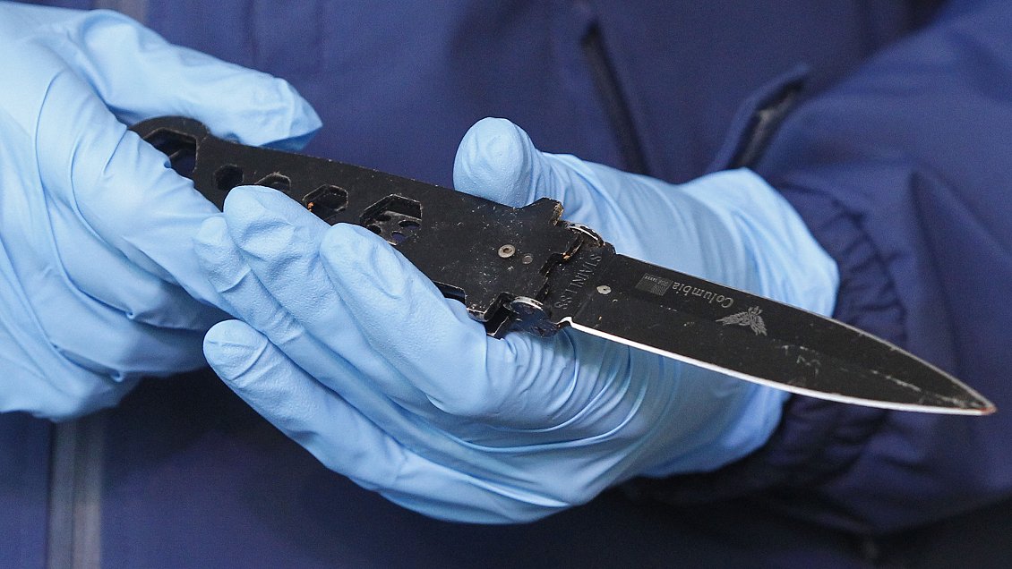 Quince años de cárcel para mujer que mató con 46 puñaladas a un hombre mayor