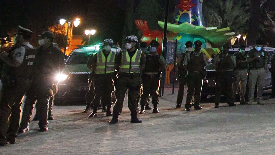 Fiesta con drogas y alcohol en Pirque: Carabineros detuvo a 24 personas