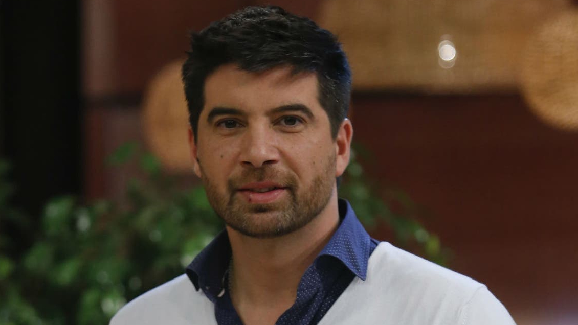 Ex CHV asegura que el canal vetó su relación amorosa