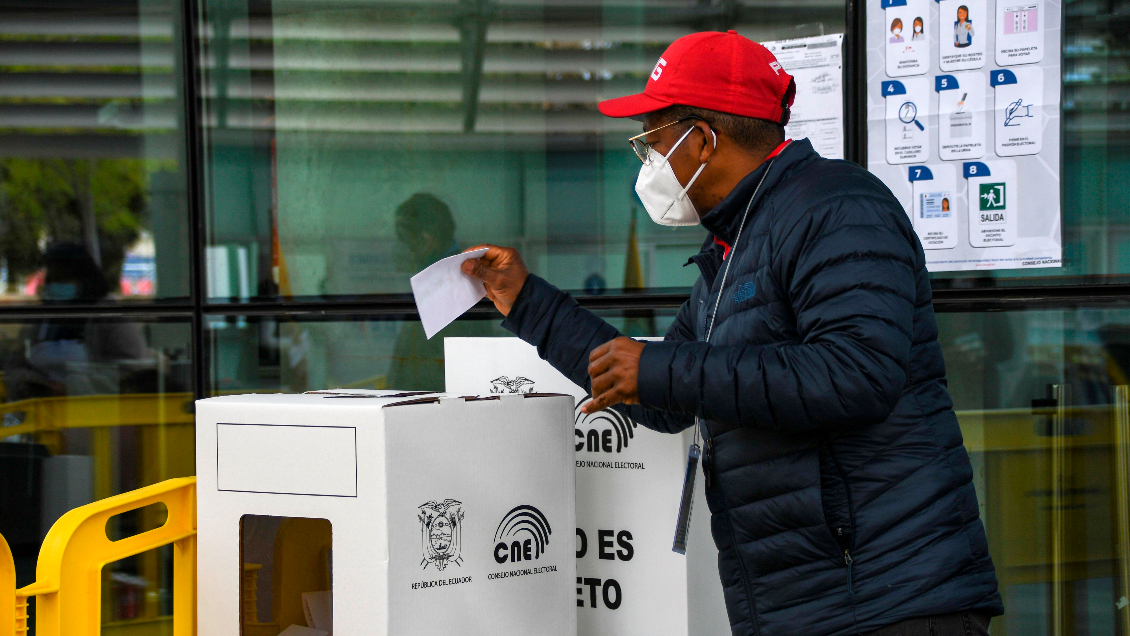 Elecciones en Ecuador: Primeros resultados cerca del empate técnico