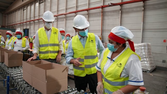 Junaeb inició entrega de canastas de alimentos: Serán 1,8 millones de cajas en total