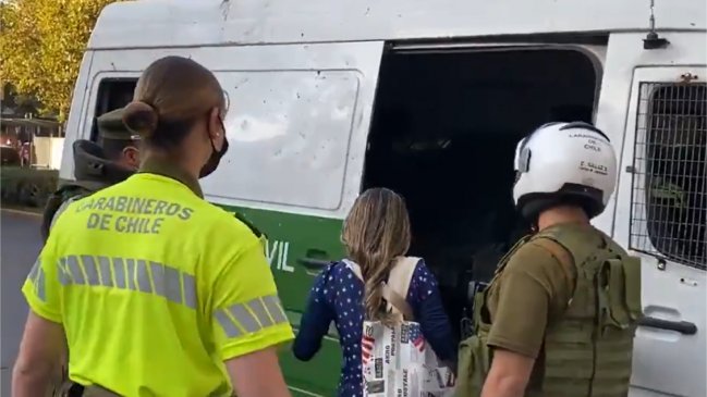 Carabineros detuvo a 19 personas en una clínica estética en pleno funcionamiento en Providencia