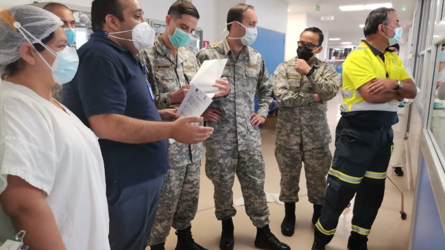 Aeroevacuación simultánea traslada a cuatro pacientes Covid de Iquique a Santiago
