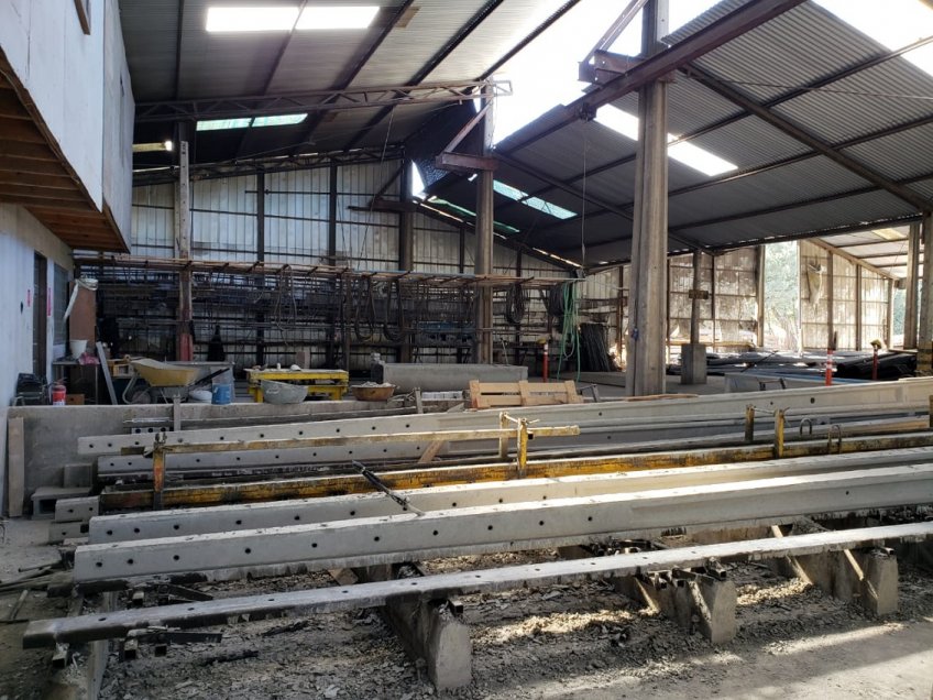 Brote de Covid-19 que afecta a 56 personas llevó a prohibir funcionamiento de constructora en Los Ángeles