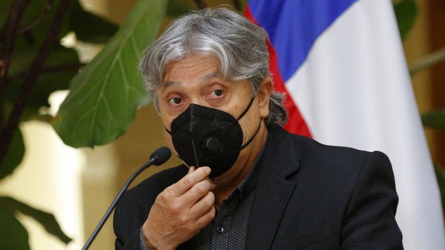 Oposición incumplió acuerdo e instaló a Navarro como presidente de la Comisión de DDHH del Senado