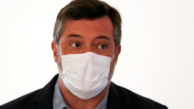 Sebastián Sichel: No se puede seguir con el error de dar bonos por goteo