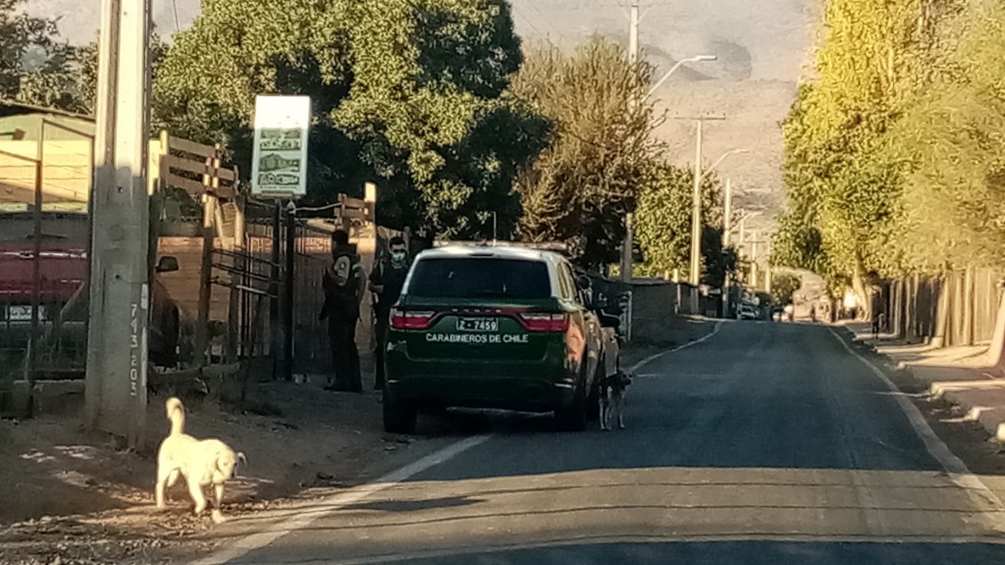 Acusan a adulto mayor de apuñalar a su pareja: Tenía orden de alejamiento