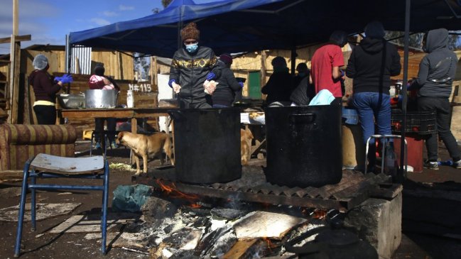 Covid-19: Estudio centrado en Santiago confirmó mayor mortalidad asociada a la pobreza