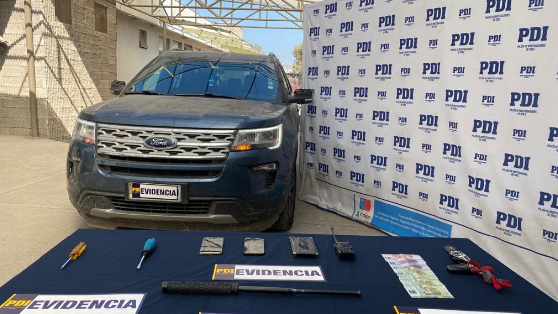 Detienen a mujer imputada por robar vehículos con inhibidor de alarmas