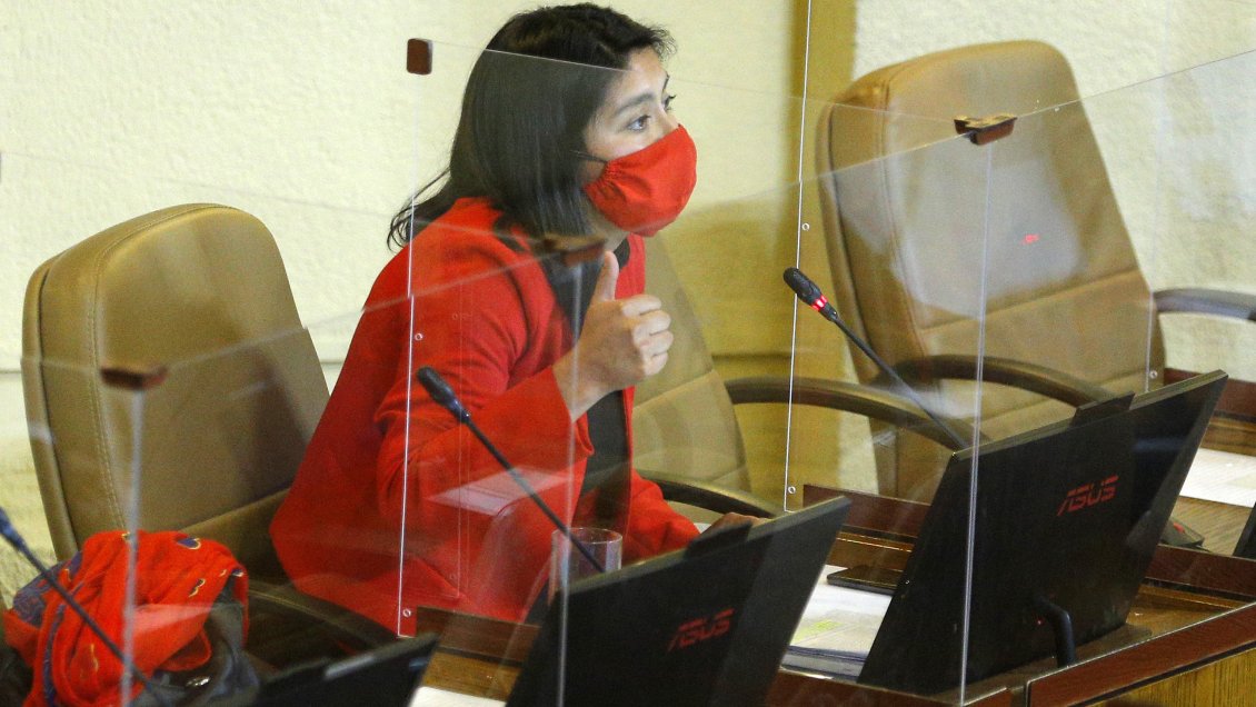 Cámara Baja rechazó participación de estudiantes en el proceso constituyente