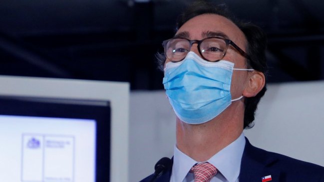 Raúl Figueroa: Terminada la cuarentena, los colegios deben volver a clases presenciales