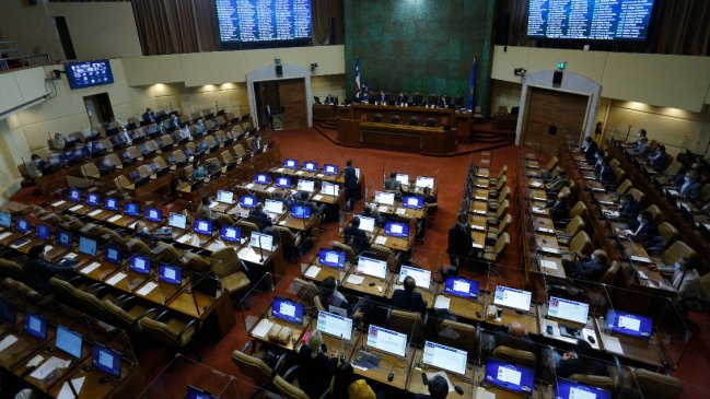 Diputados RN piden al Gobierno que no vaya al TC por tercer retiro del 10%