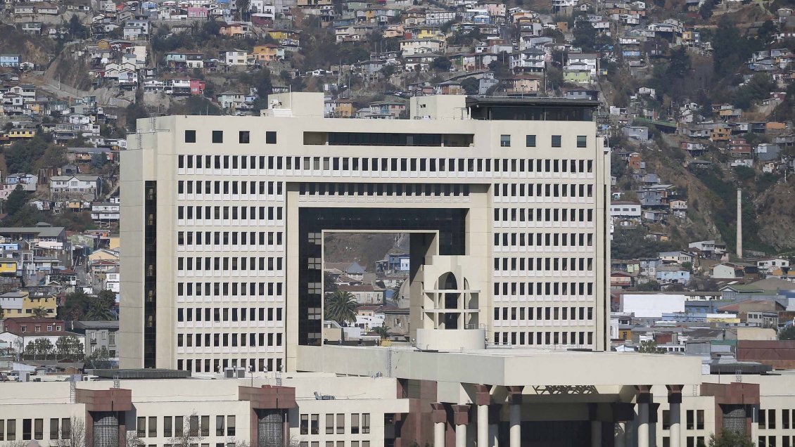 Encuesta CEP refleja la crisis de confianza en el Congreso y el Gobierno