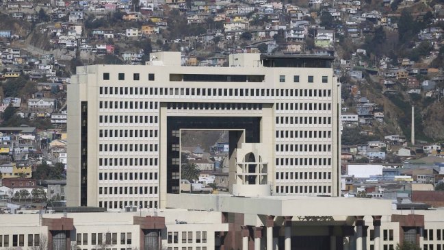 Encuesta CEP refleja la crisis de confianza en el Congreso y el Gobierno