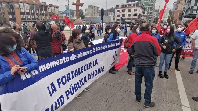 Fenats y el 9% de aprobación de Piñera: 