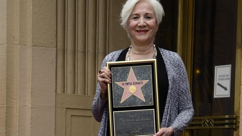 Muere la actriz ganadora de un Oscar Olympia Dukakis