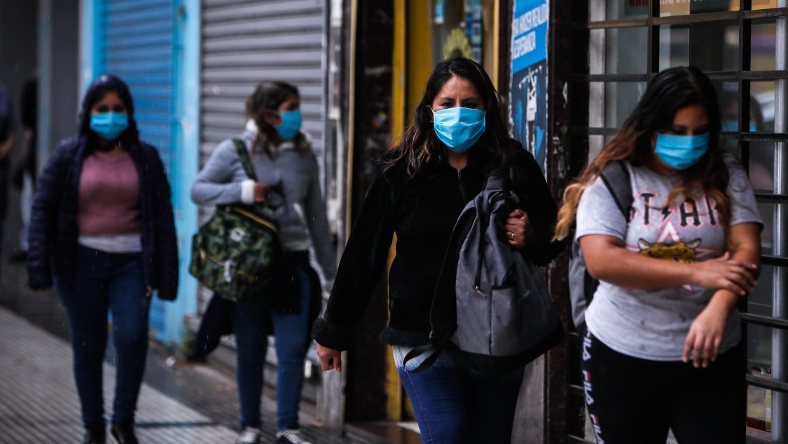 Covid-19: Argentina renueva medidas para evitar colapso sanitario mientras avanza la vacunación