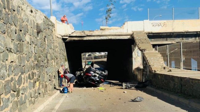 Viña del Mar: Joven de 26 años murió al caer con su auto a un paso bajo nivel