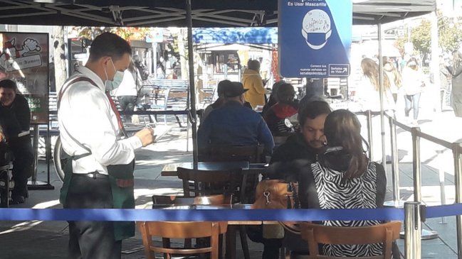 Municipio de Chillán suspendió cobros para terrazas de restoranes y cafés hasta fin de año
