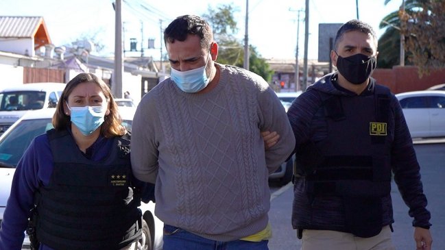 Fornido mecánico llevaba una doble vida como 