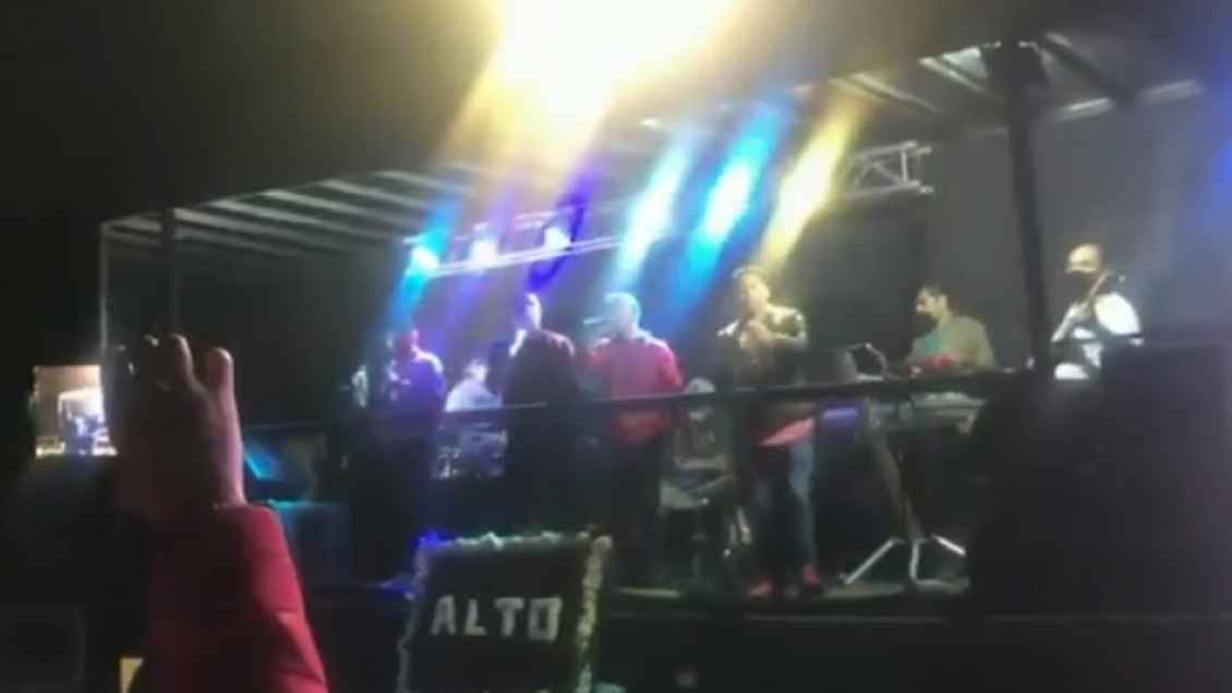 Más de 100 personas participaron en masivo velorio de cantante en Puente Alto