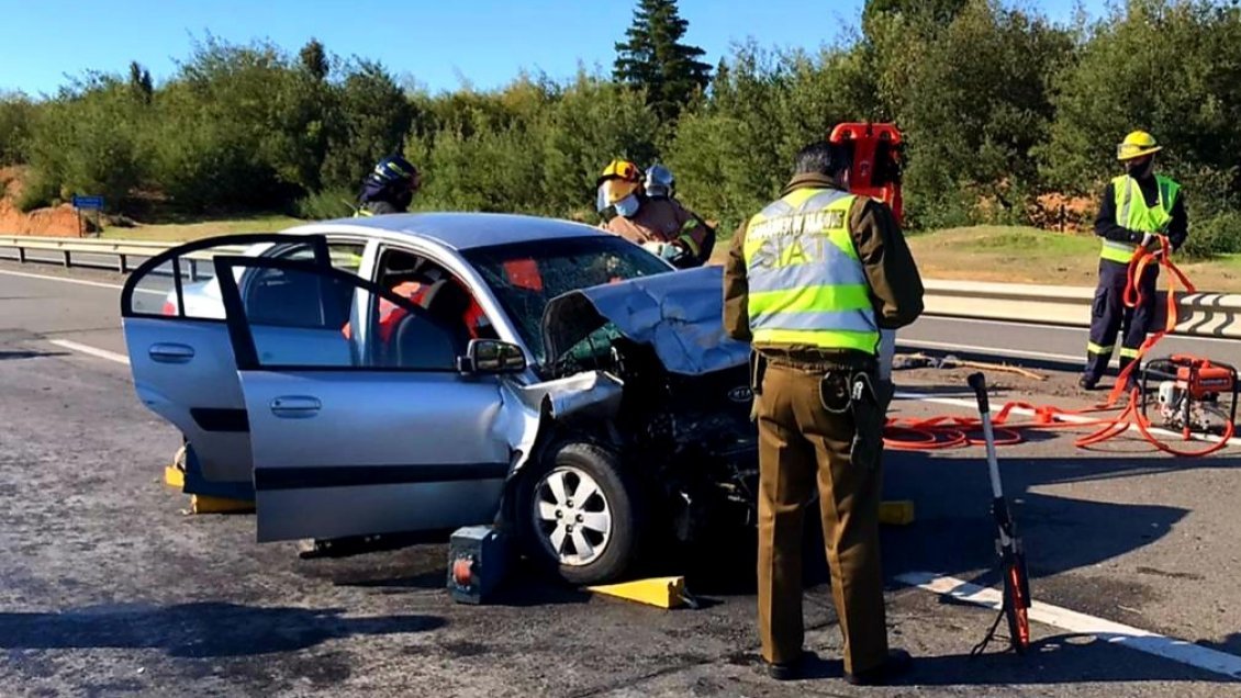 Mujer muere tras colisionar por alcance a un camión en la Autopista del Itata
