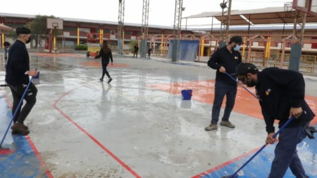 Corporación municipal de Antofagasta prepara 31 recintos educacionales para las elecciones