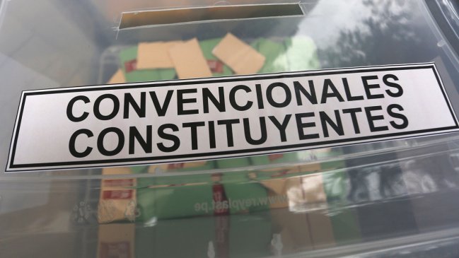 Ipsos: Tres de cada cinco chilenos no saben cuántos cargos se elegirán en la mega elección