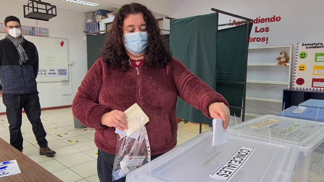 Mujer que aparece como candidata a concejal y que denunció nunca haberse inscrito, llamó a no votar por ella