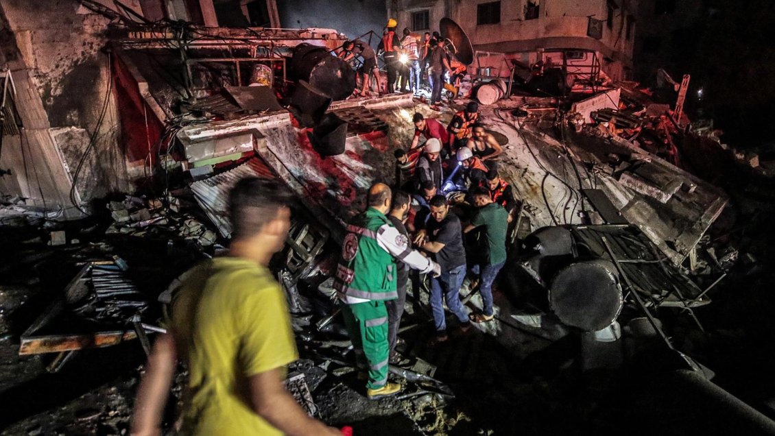 Nueva noche de bombardeos israelíes elevó a 174 los muertos en Gaza