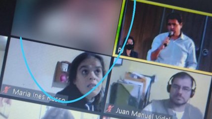  Personas teniendo sexo interrumpieron acto público en Argentina  