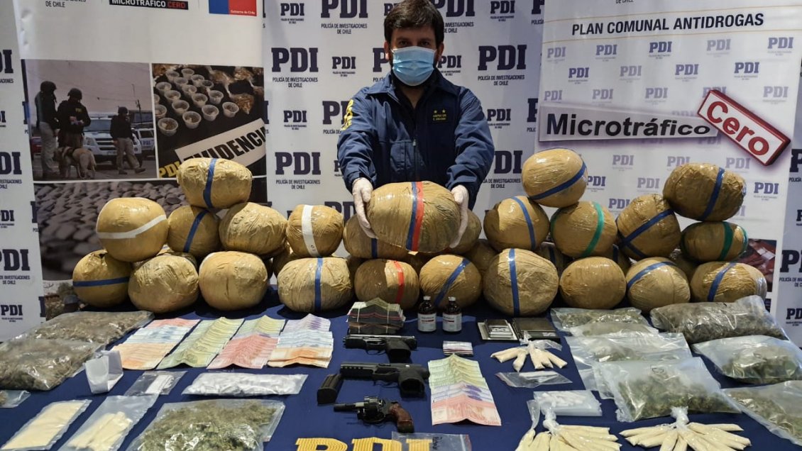 Hermanos y la mujer de uno de ellos conformaban banda narco, según la fiscalía