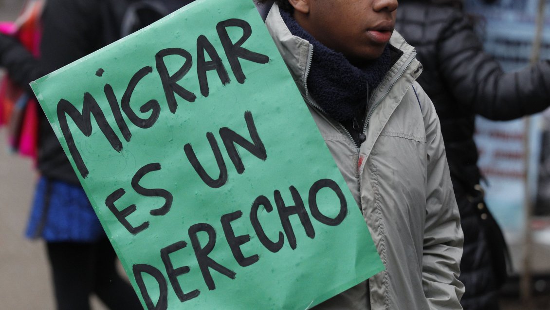 ONU insta a Chile a suspender 