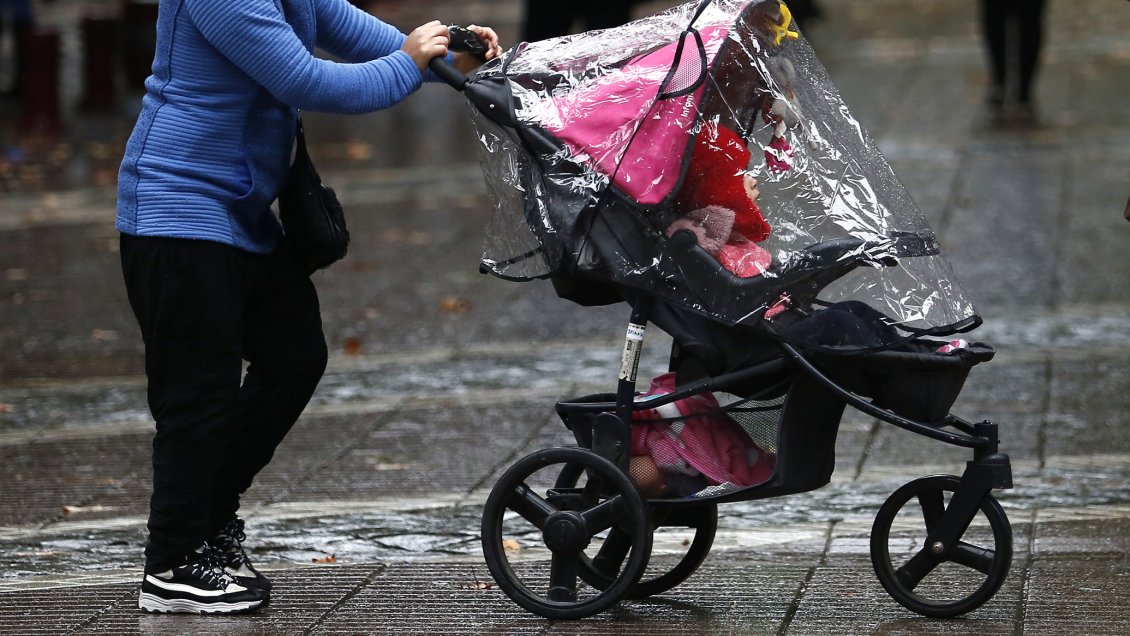 Junji entregó recomendaciones para cuidar a los niños de las bajas temperaturas