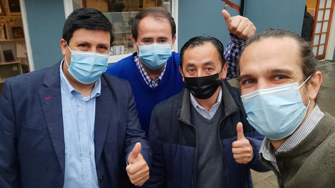 Alcaldes electos de la cuenca del Lago Llanquihue se unen para levantar el turismo