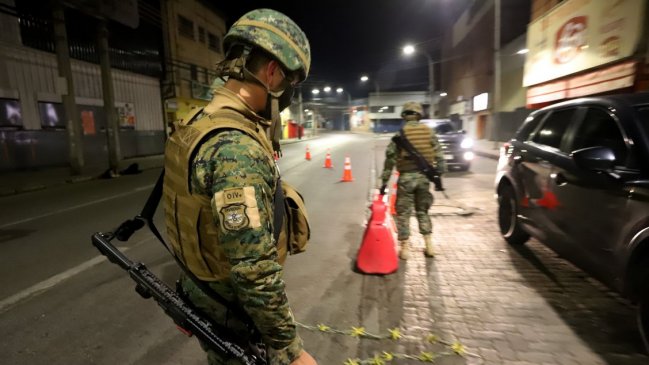 Chofer fue herido a bala tras intentar atropellar a funcionarios del Ejército en Punta Arenas