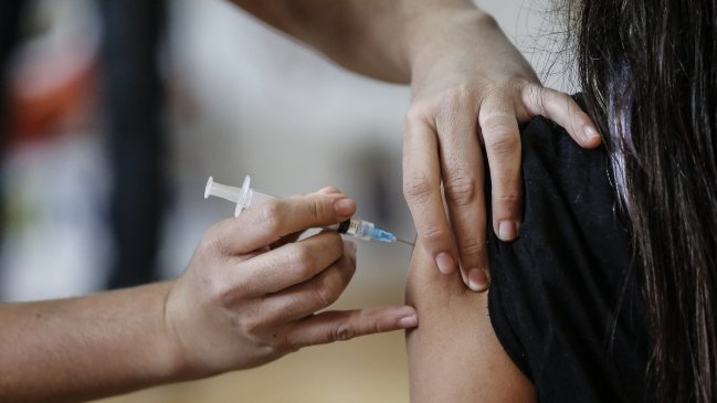 Vacunas contra el Covid-19 se agotaron en la Región de Aysén por aumento de demanda