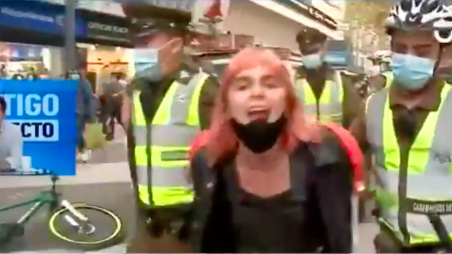 Camila Moreno fue detenida en el centro de Santiago