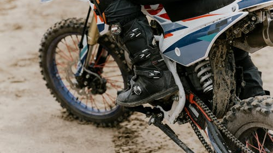 Motociclista chocó y murió tras escapar de fiscalización a carrera clandestina