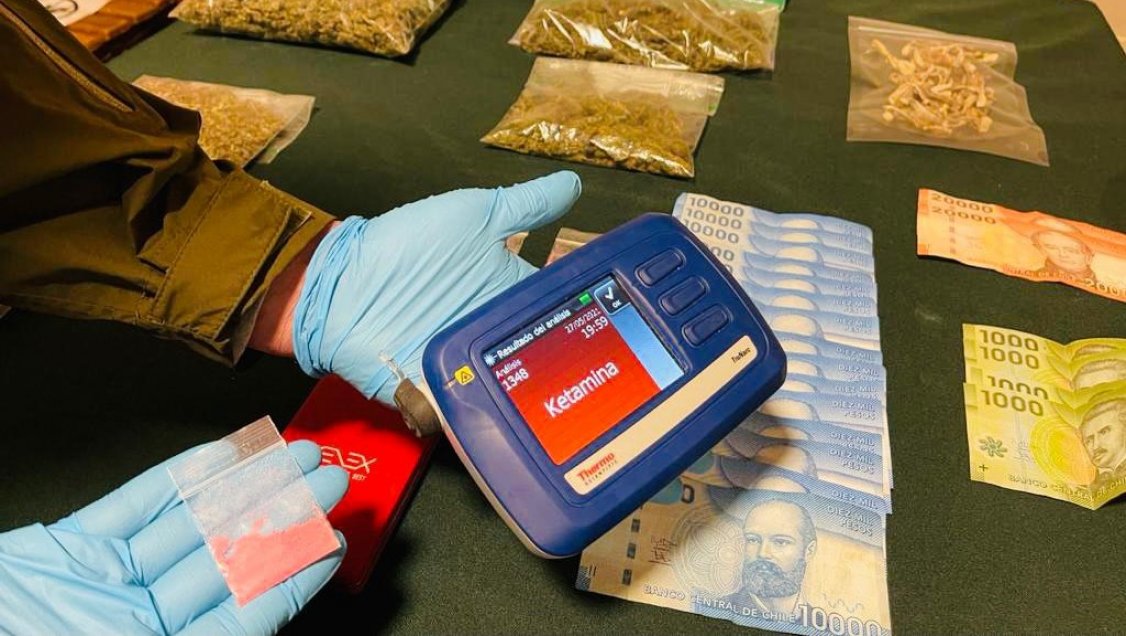 Detienen a sujeto por venta de éxtasis, hongos alucinógenos y marihuana en Chillán