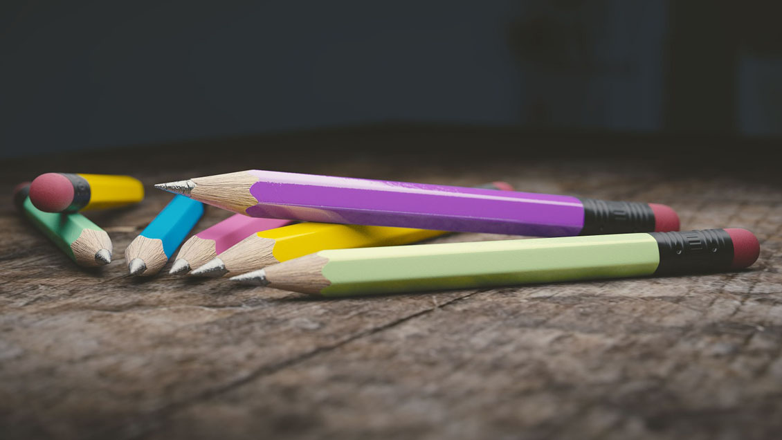 Inglaterra destina 1.160 millones de euros a clases de refuerzo ante afectación por pandemia