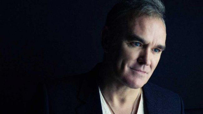 Morrissey anuncia nuevo disco y busca ayuda para publicarlo