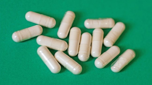 Científicos identifican posible tratamiento antiviral contra el Covid-19