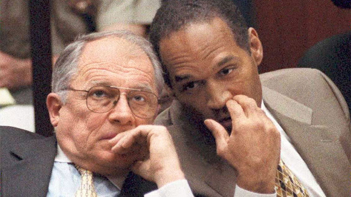 Murió F. Lee Bailey, el abogado que defendió a OJ Simpson y al 