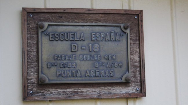 En menos de un mes: Nuevo robo afectó a la Escuela España de Punta Arenas