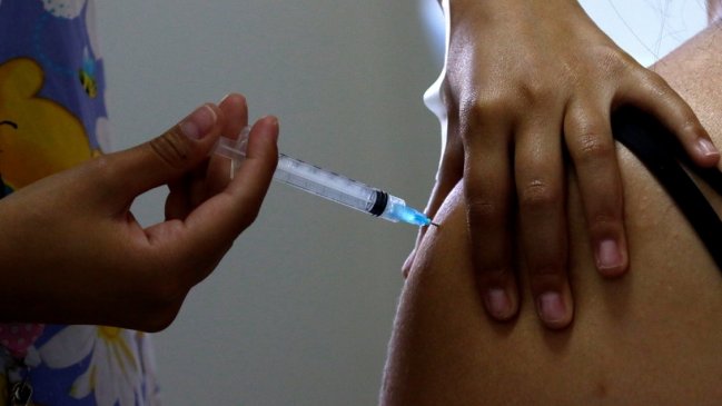 Asesor de Subsecretaría de Redes Asistenciales: No se dejen llevar por llamados de temor a las vacunas